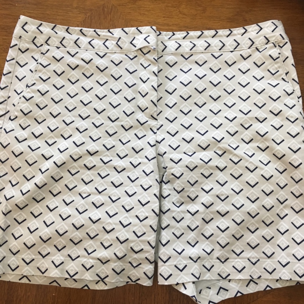 IZOD Shorts. Size 8.
